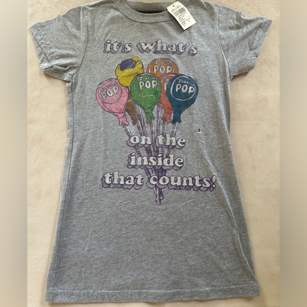 NWT Junk Food Tootsie Pop It’s What’s In the Inside That Counts Short Sleeve Tee